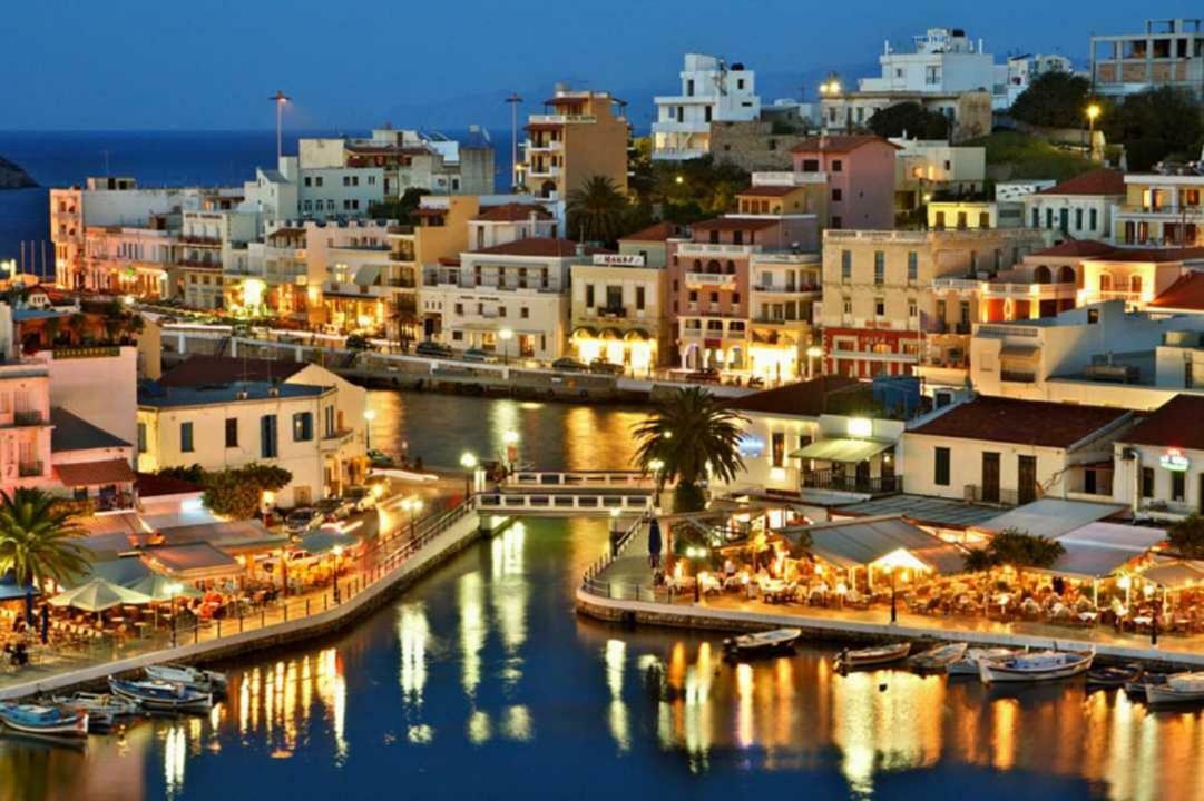 Stunning Seaview Town Apartment Agios Nikolaos Exterior foto